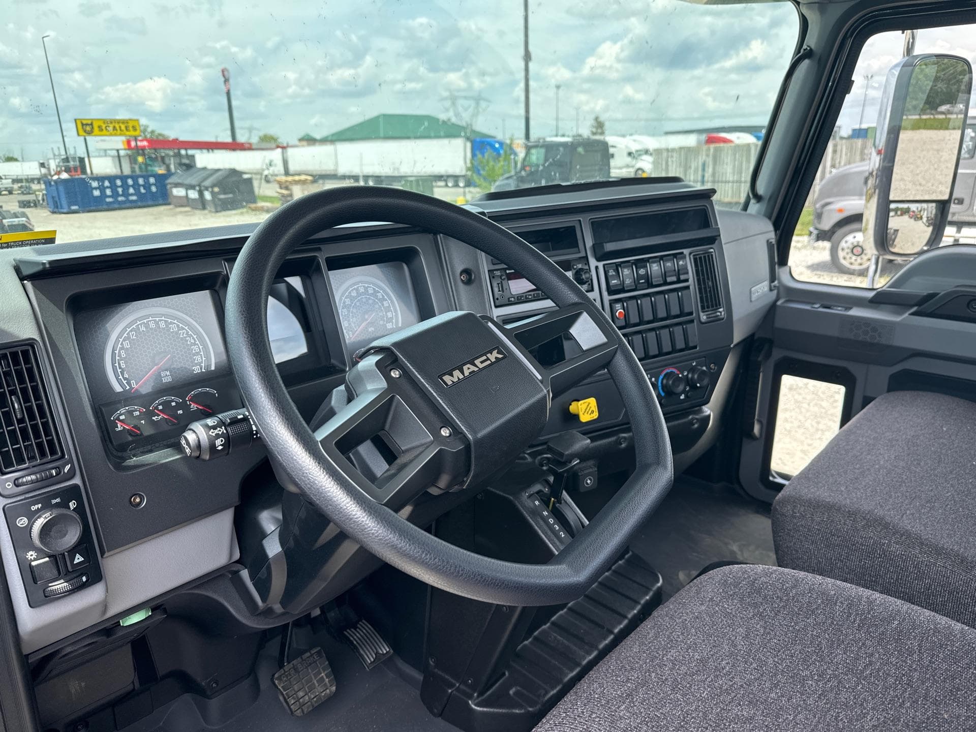 2025 Mack MD — photo 3