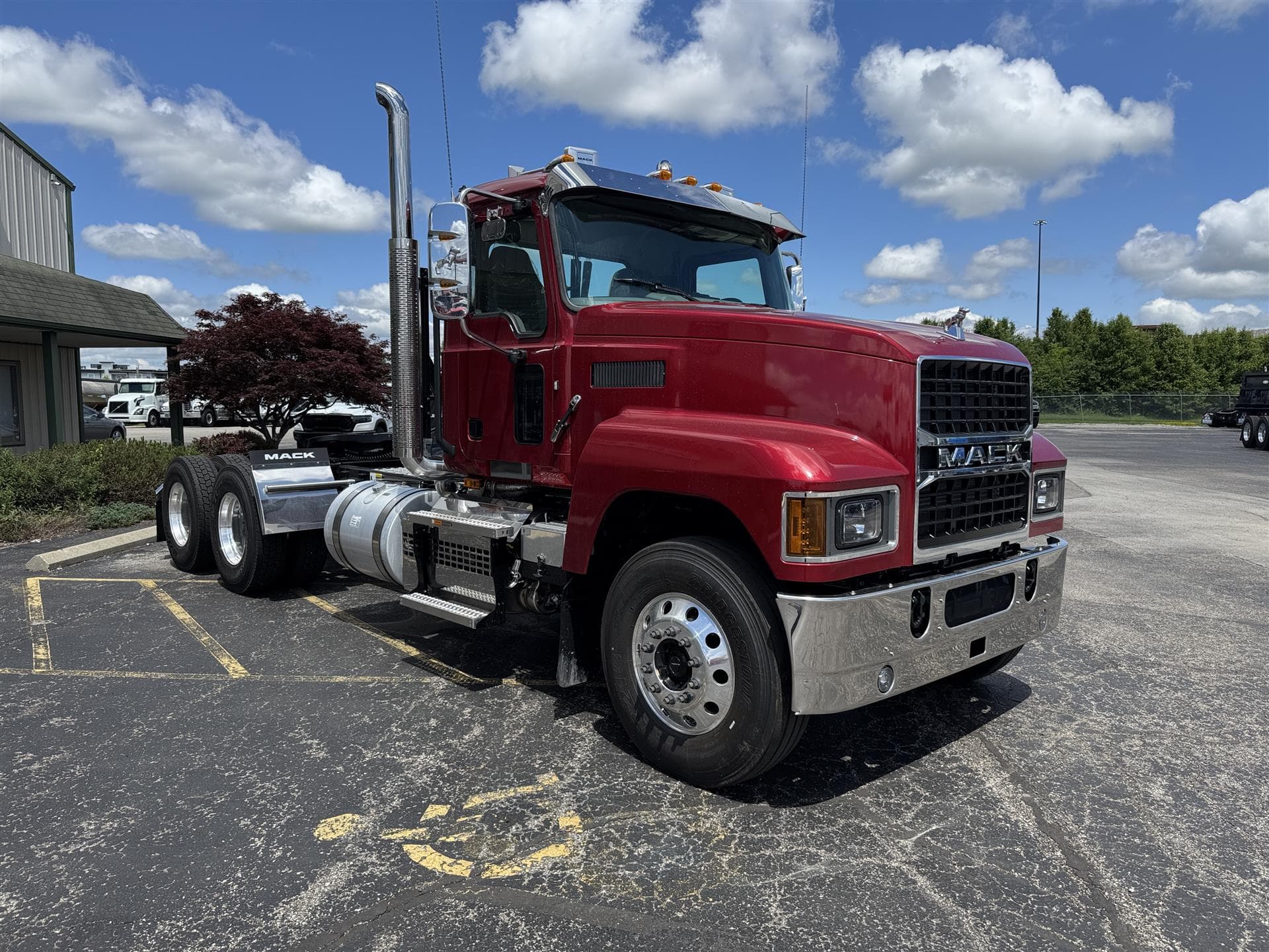 2026 Mack Pinnacle — photo 4