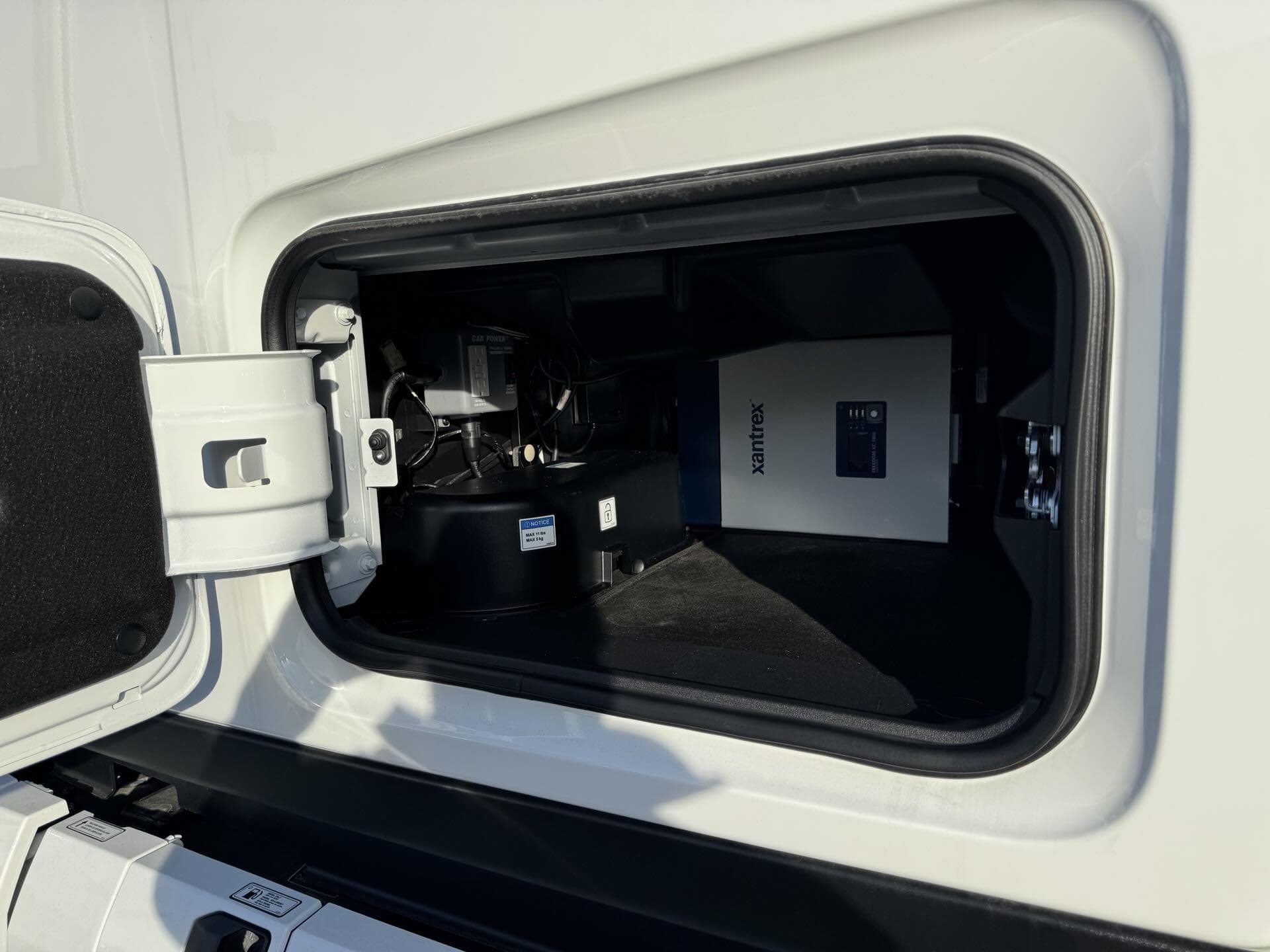 2026 Mack Pioneer — photo 11