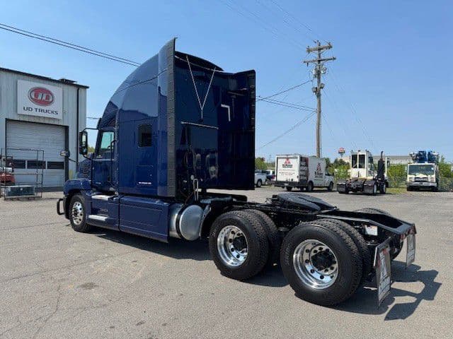 2024 Mack Anthem — photo 7