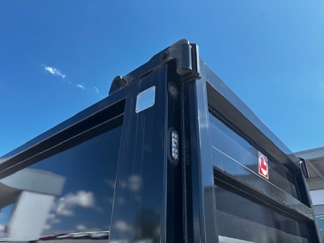 2025 Mack Granite — photo 10