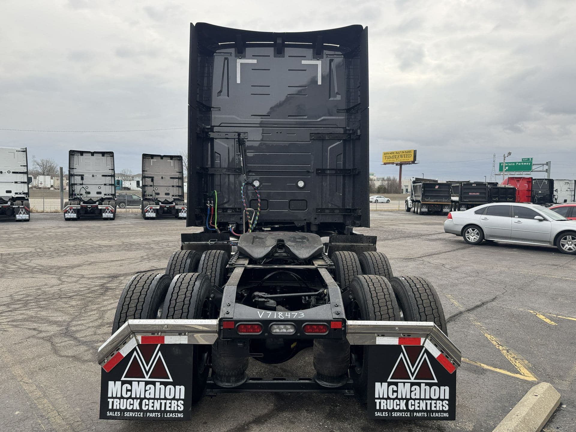 2027 Volvo VNL 860 — photo 3