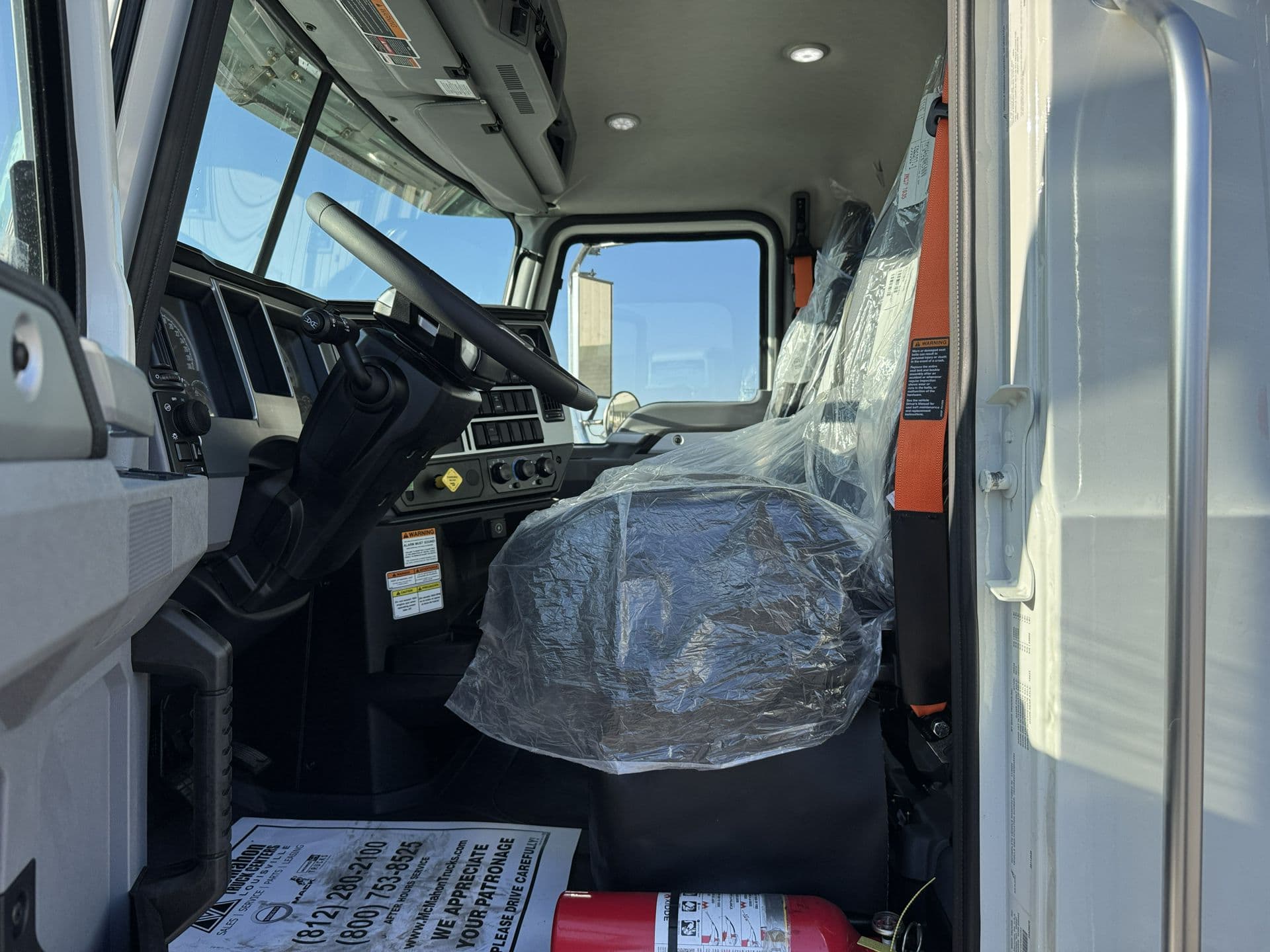 2027 Mack Granite — photo 8