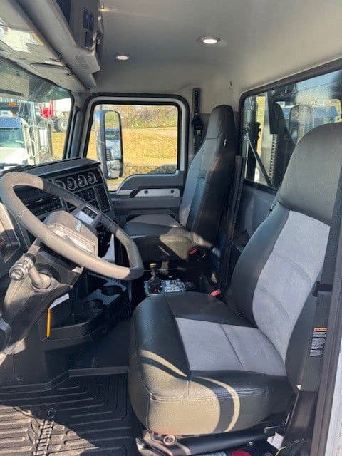 2026 Mack Granite — photo 10