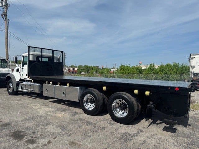 2020 Mack Granite — photo 7