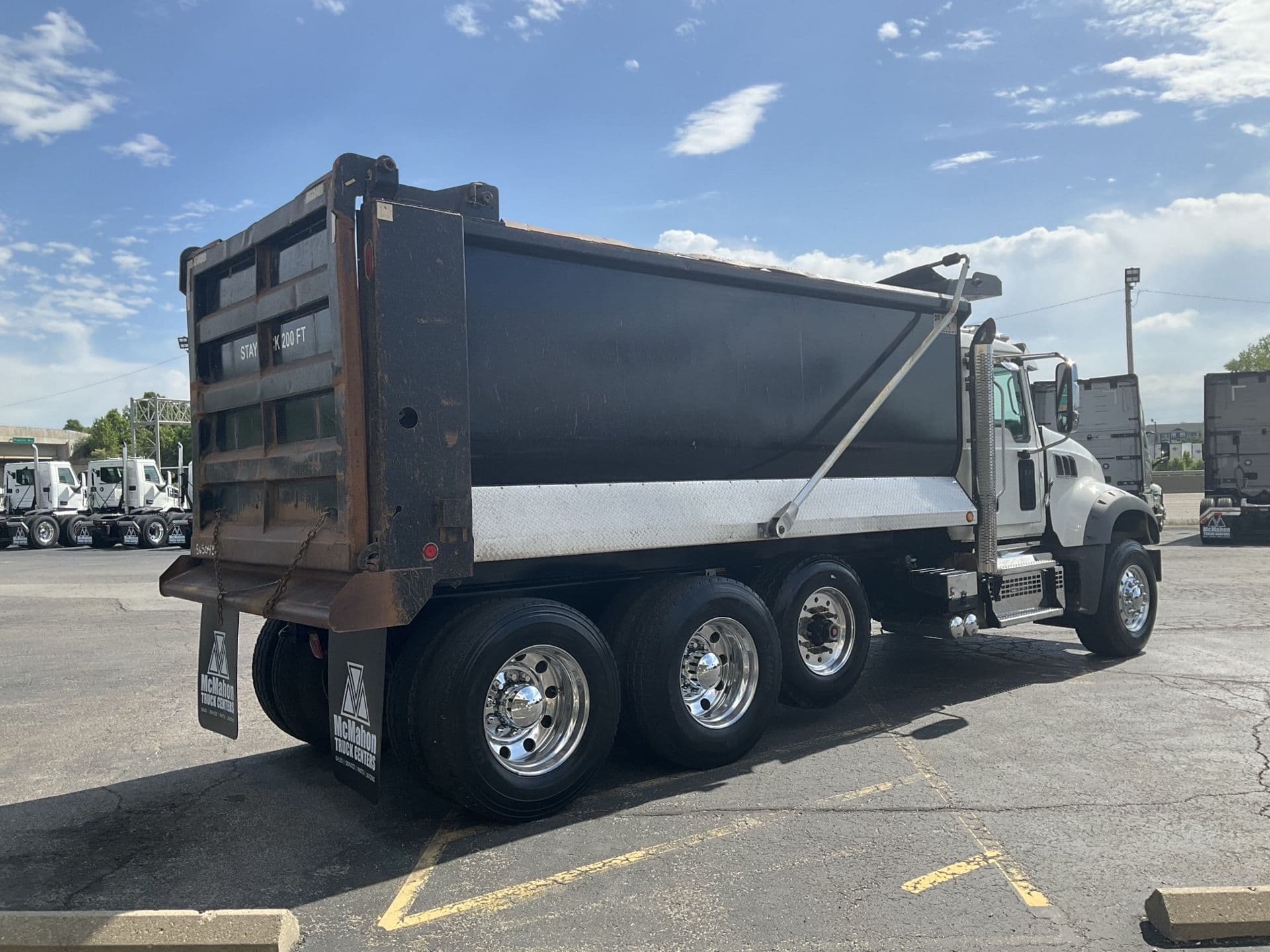 2020 Mack Granite — photo 5