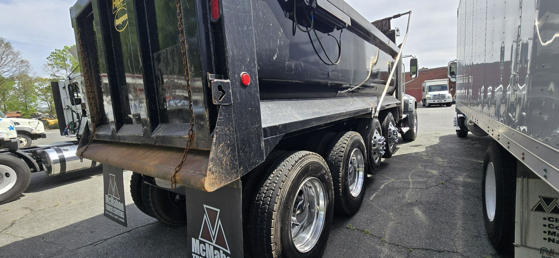 2024 Mack Granite — photo 11