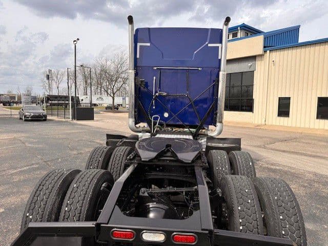 2024 Mack Pinnacle — photo 6