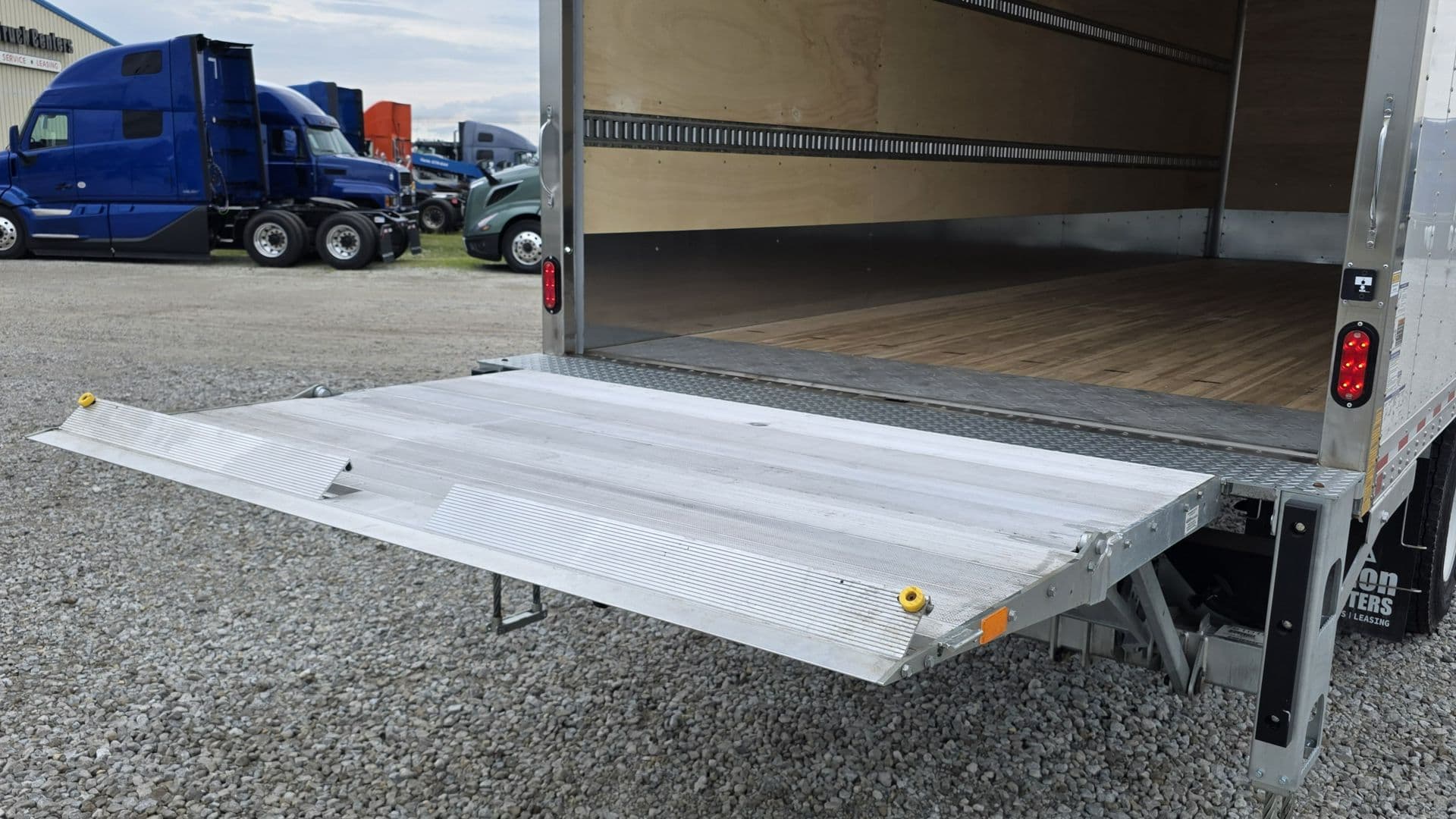 2025 Mack MD — photo 5