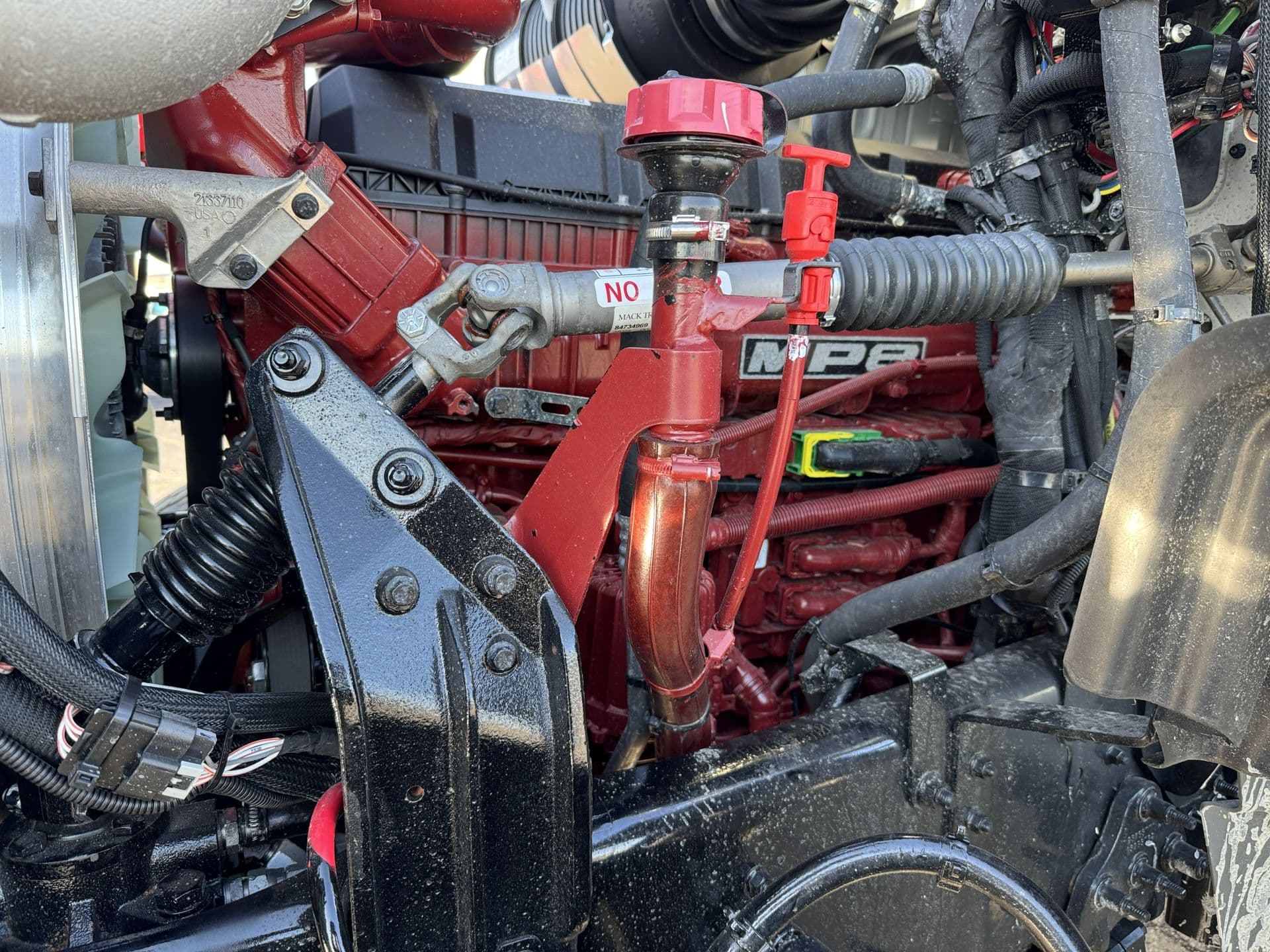 2027 Mack Granite — photo 13