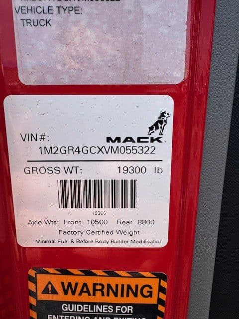 2027 Mack Granite — photo 10