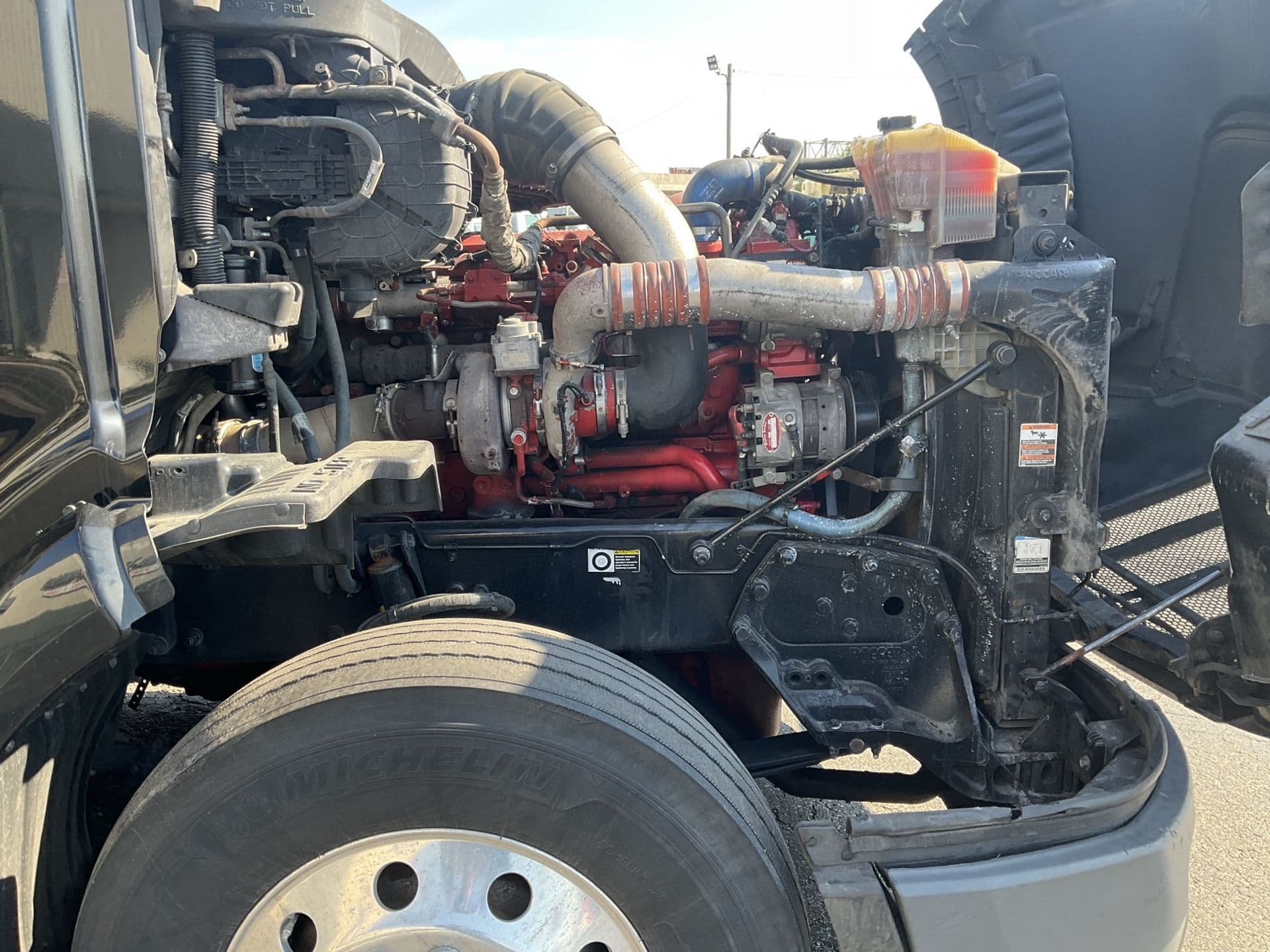 2019 Peterbilt 579 — photo 9