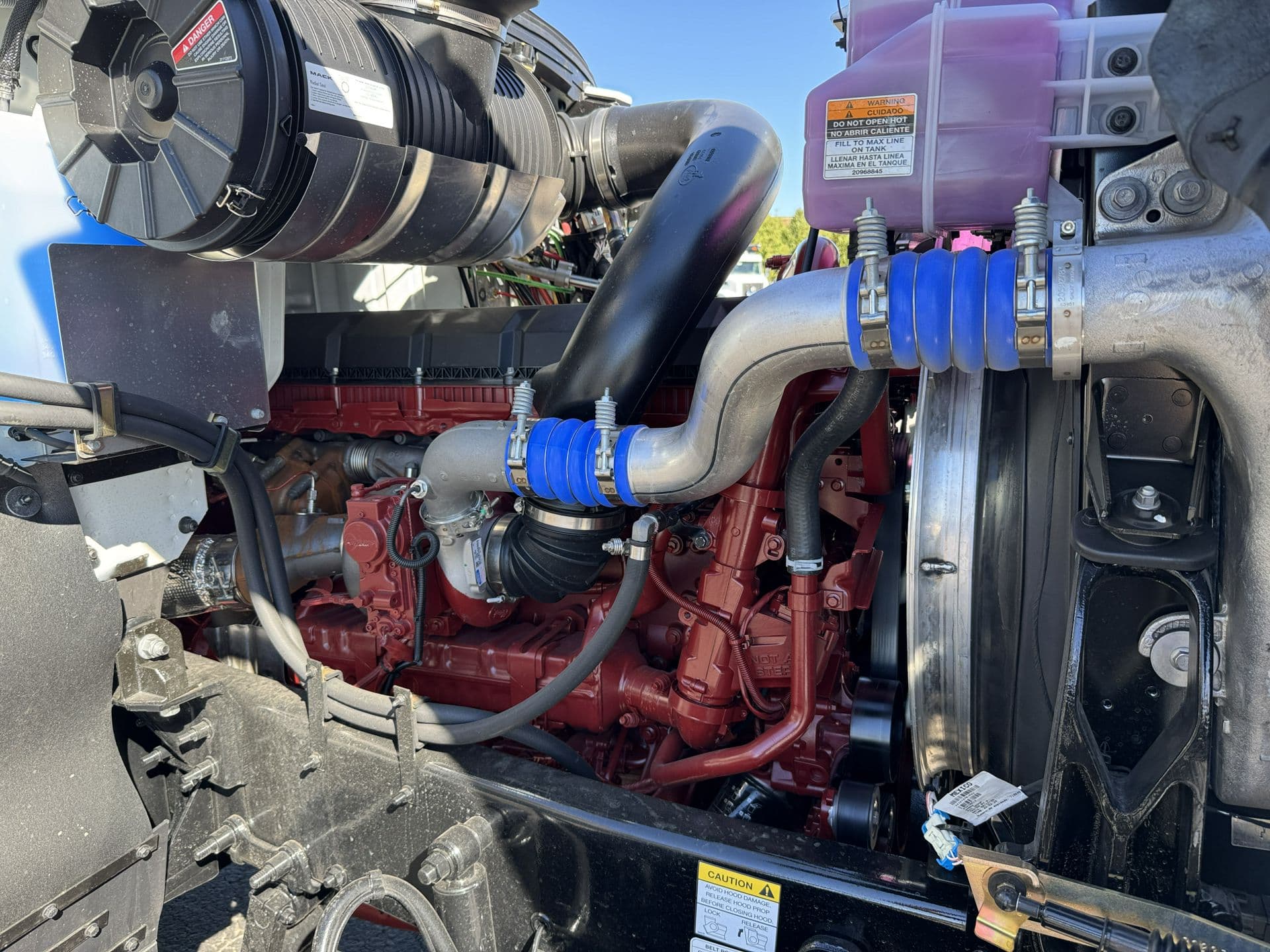 2026 Mack Pinnacle — photo 14