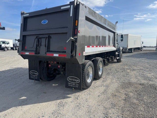 2026 Mack Granite — photo 3