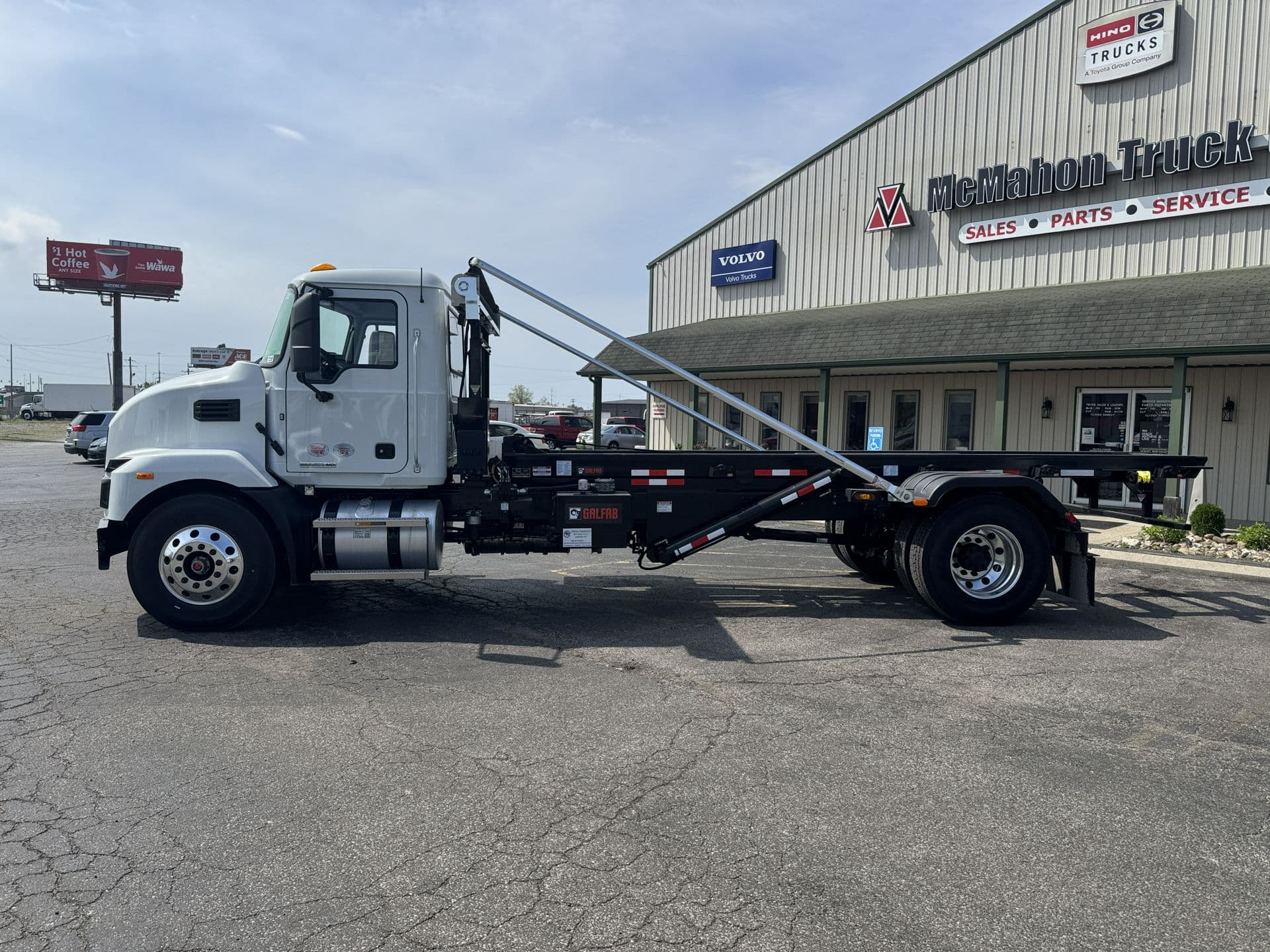 2026 Mack — photo 2