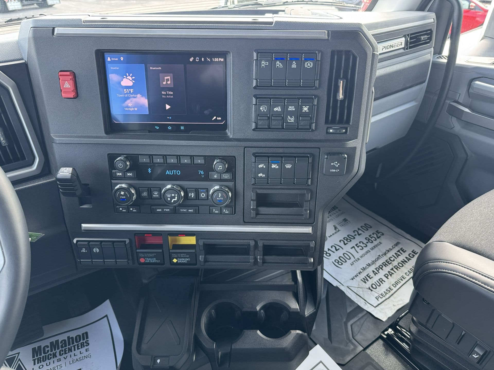 2026 Mack Pioneer — photo 9