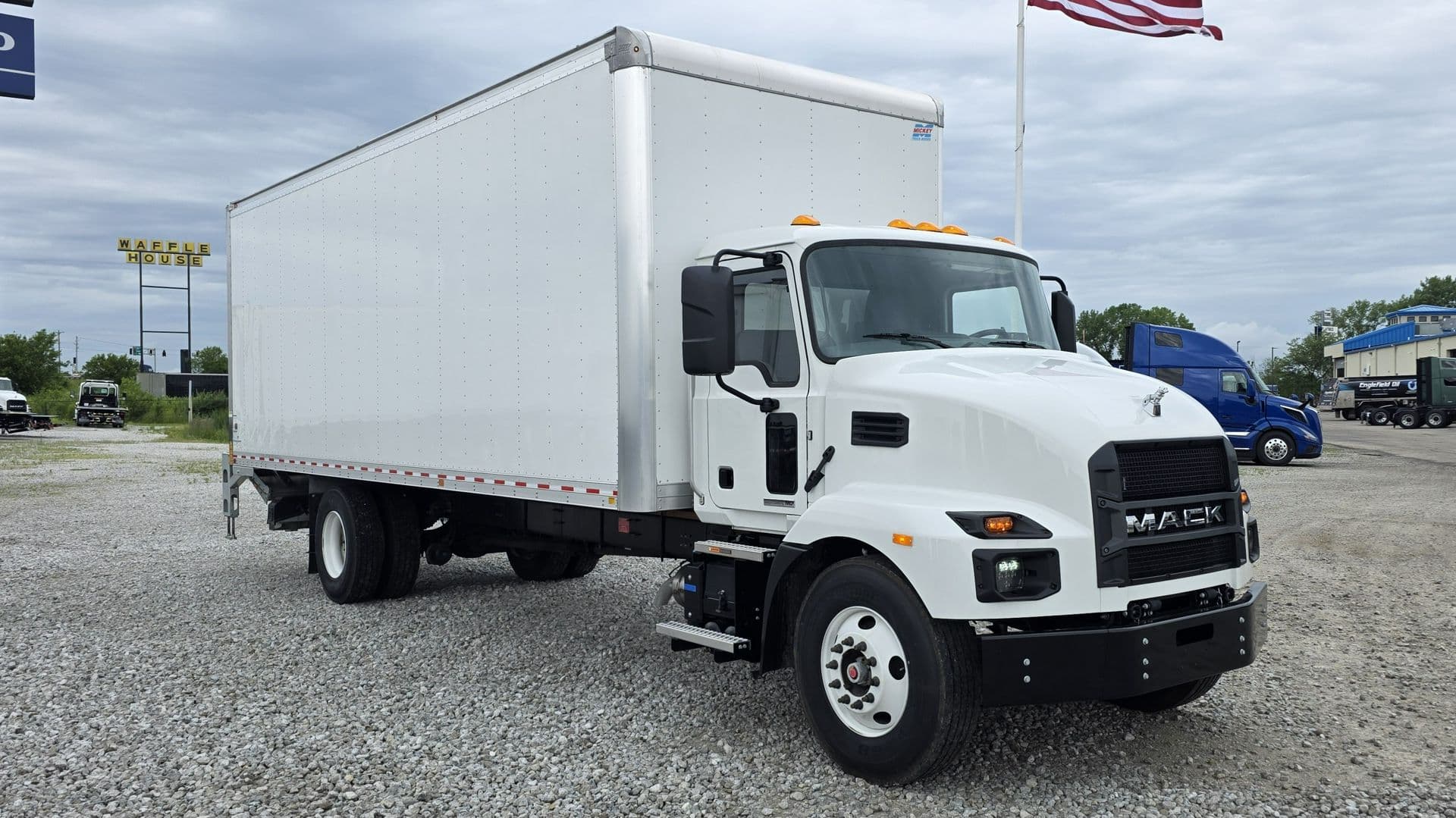 2025 Mack MD — photo 2