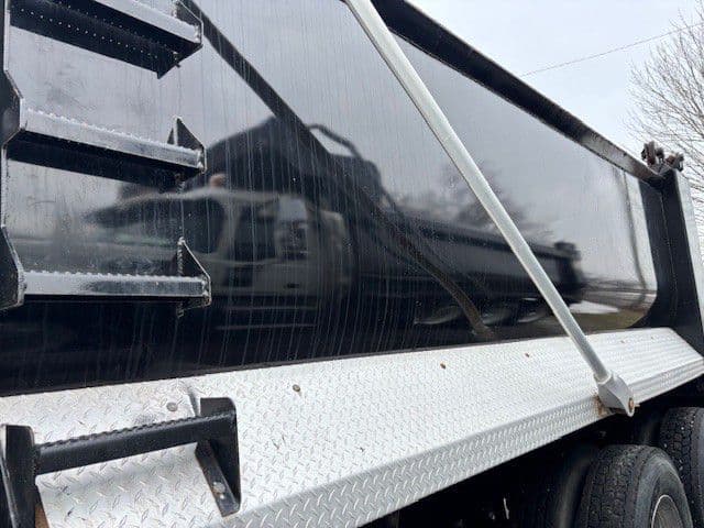 2022 Volvo VHD 300 — photo 28