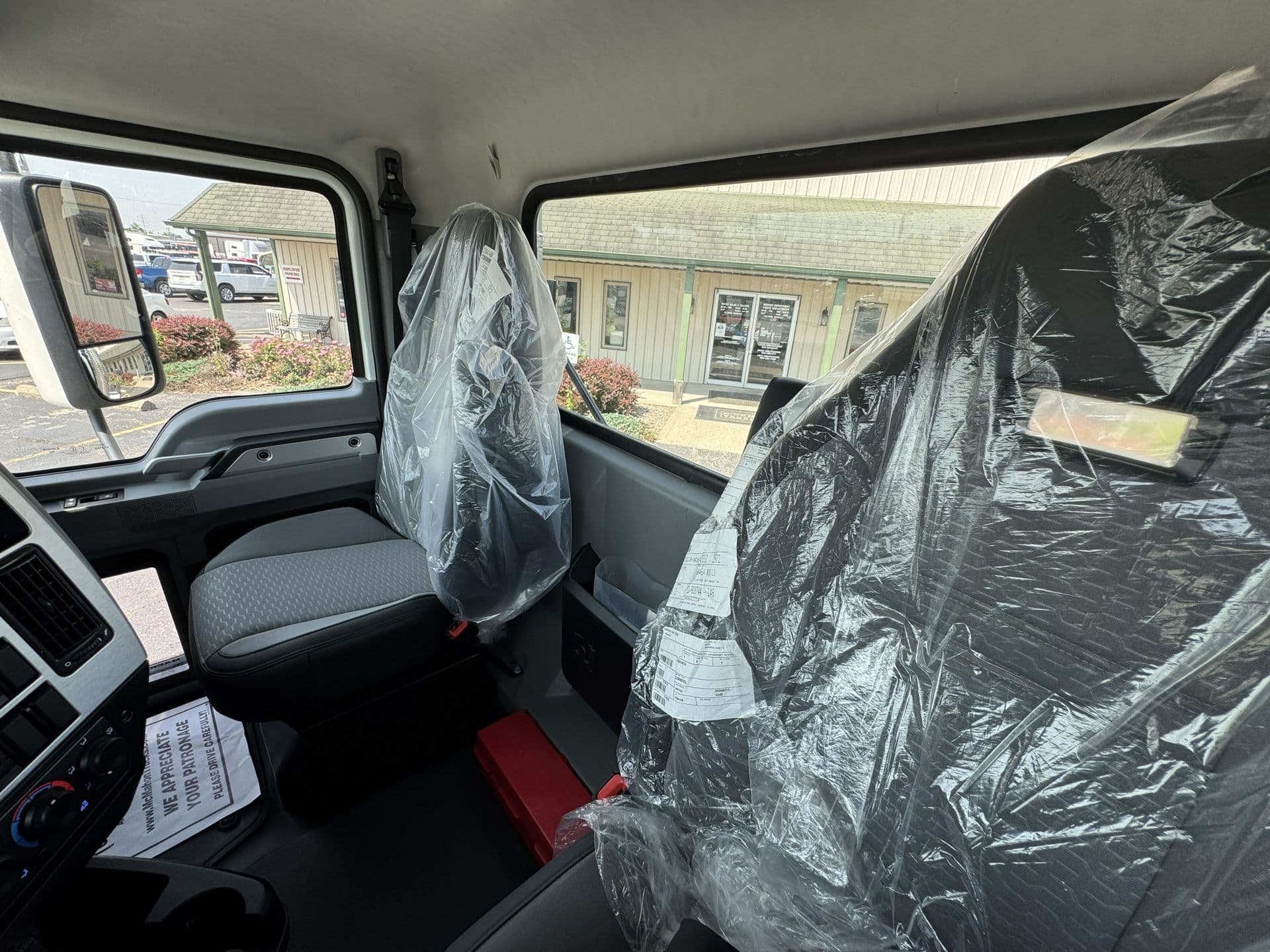 2026 Mack Anthem — photo 15