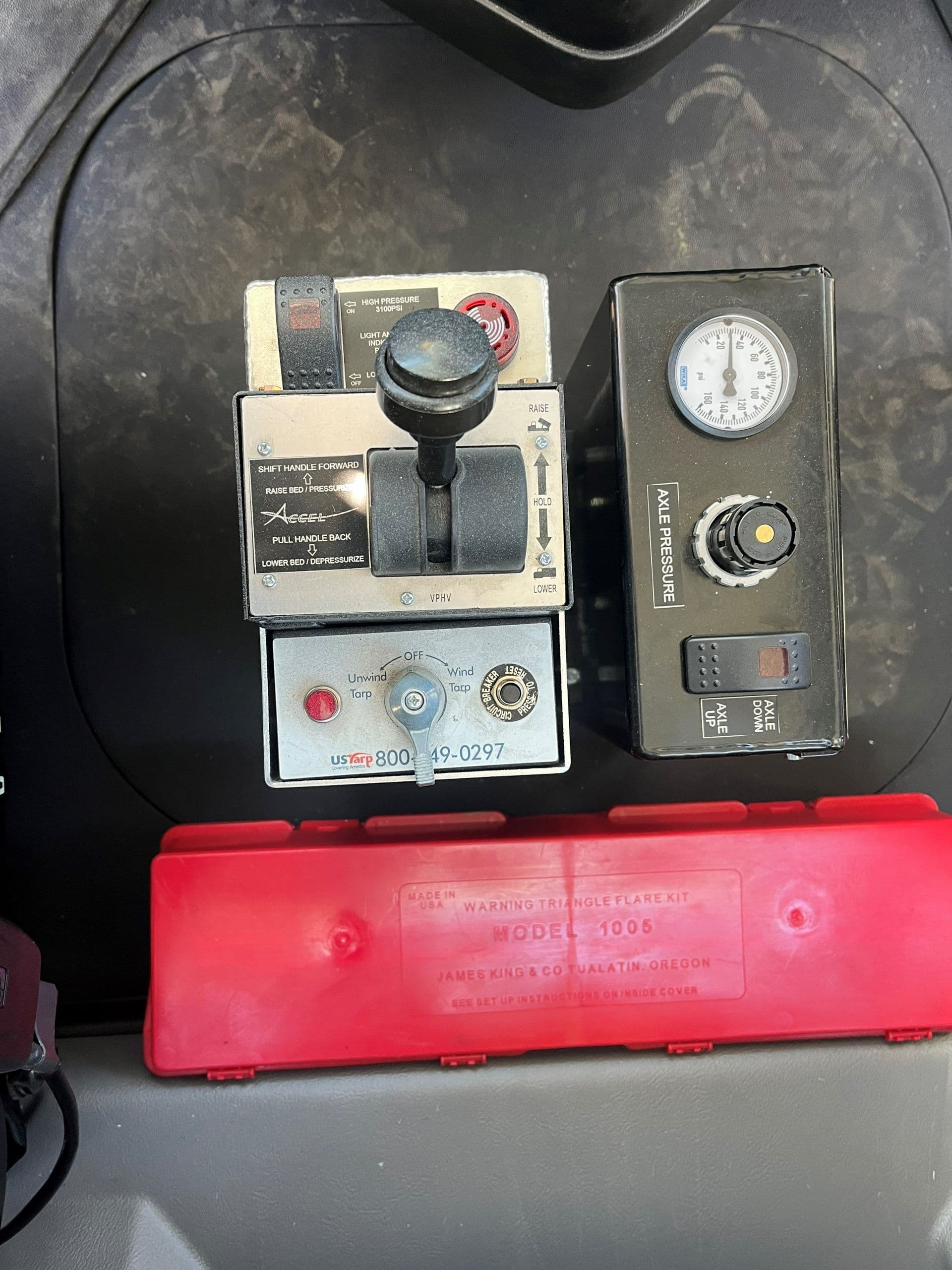 2026 Mack Pinnacle — photo 4