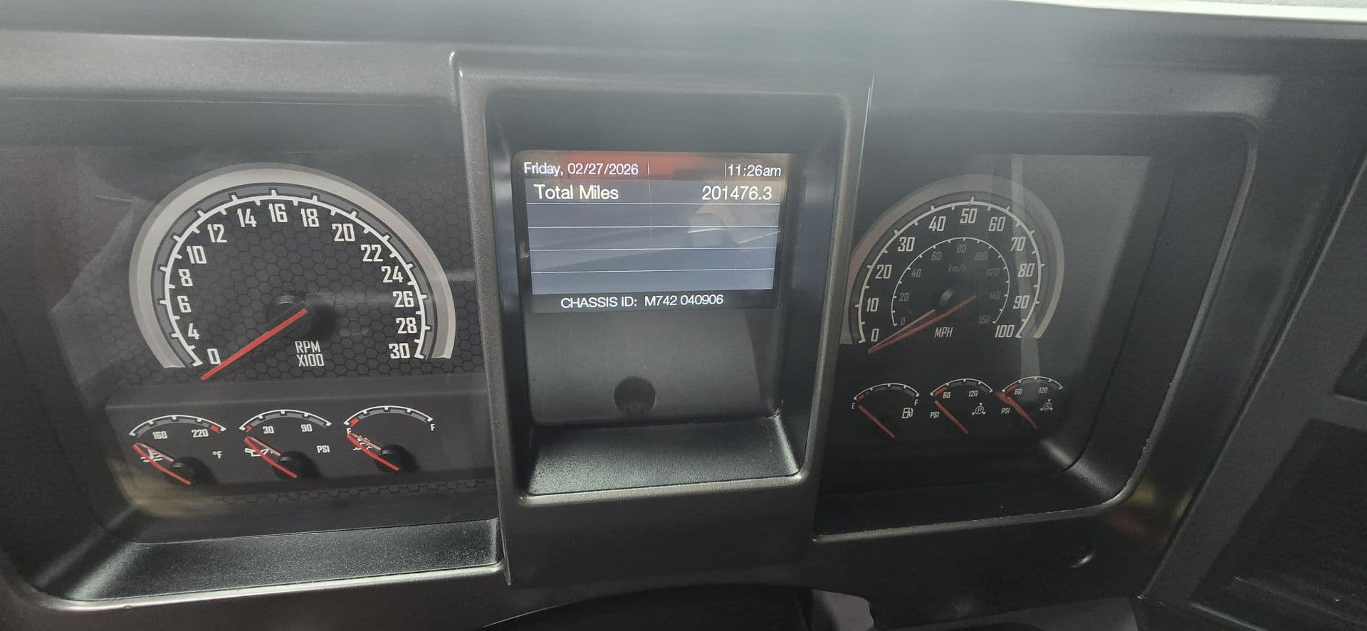 2023 Mack Anthem — photo 19