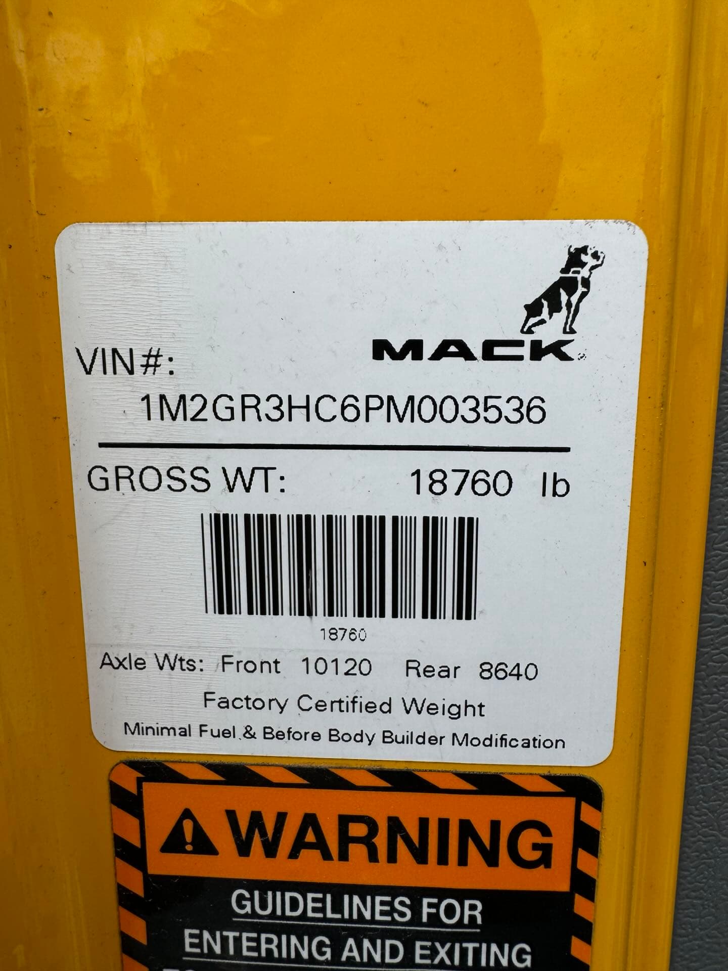 2023 Mack Granite — photo 7