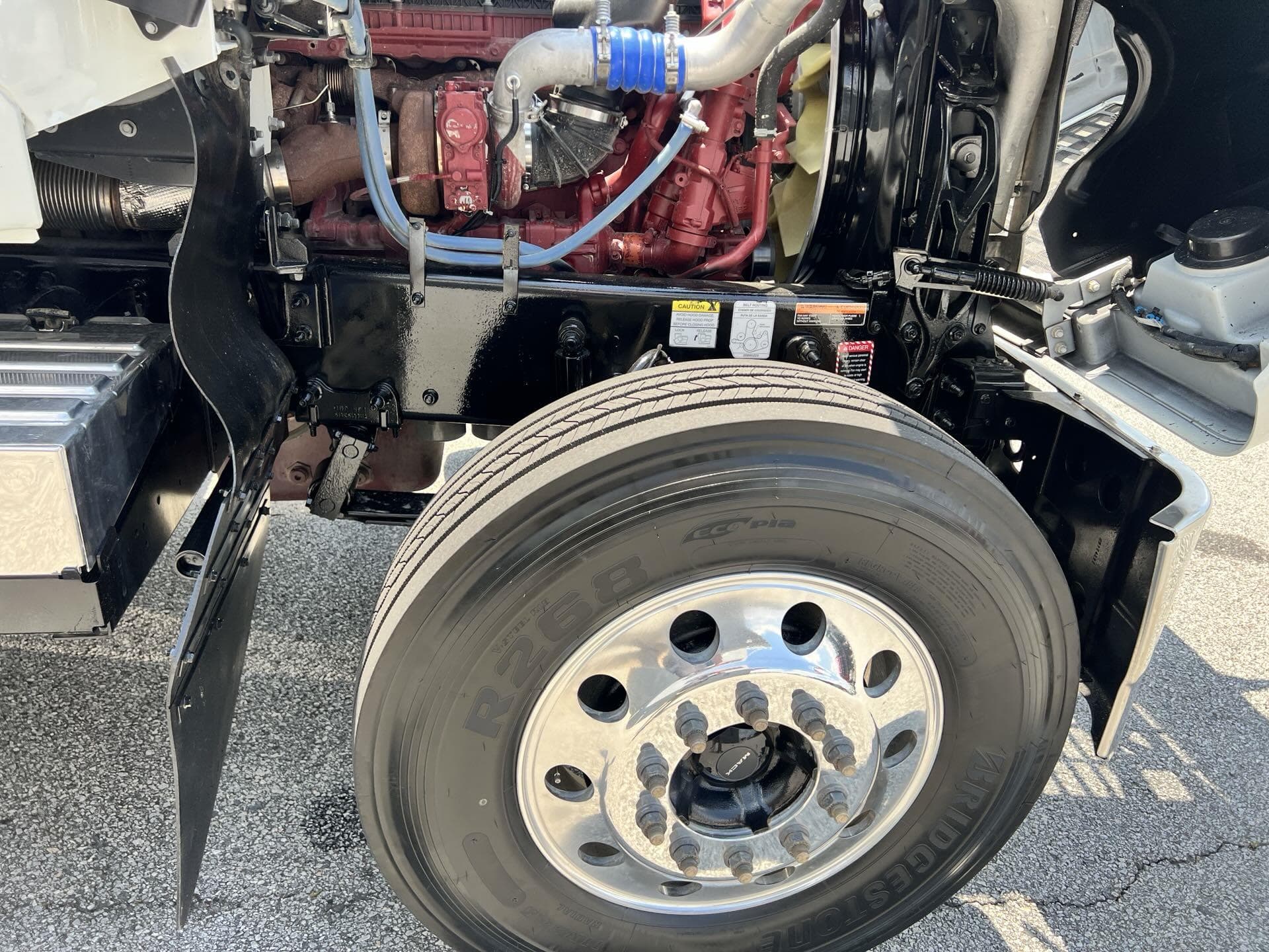 2025 Mack Pinnacle — photo 15