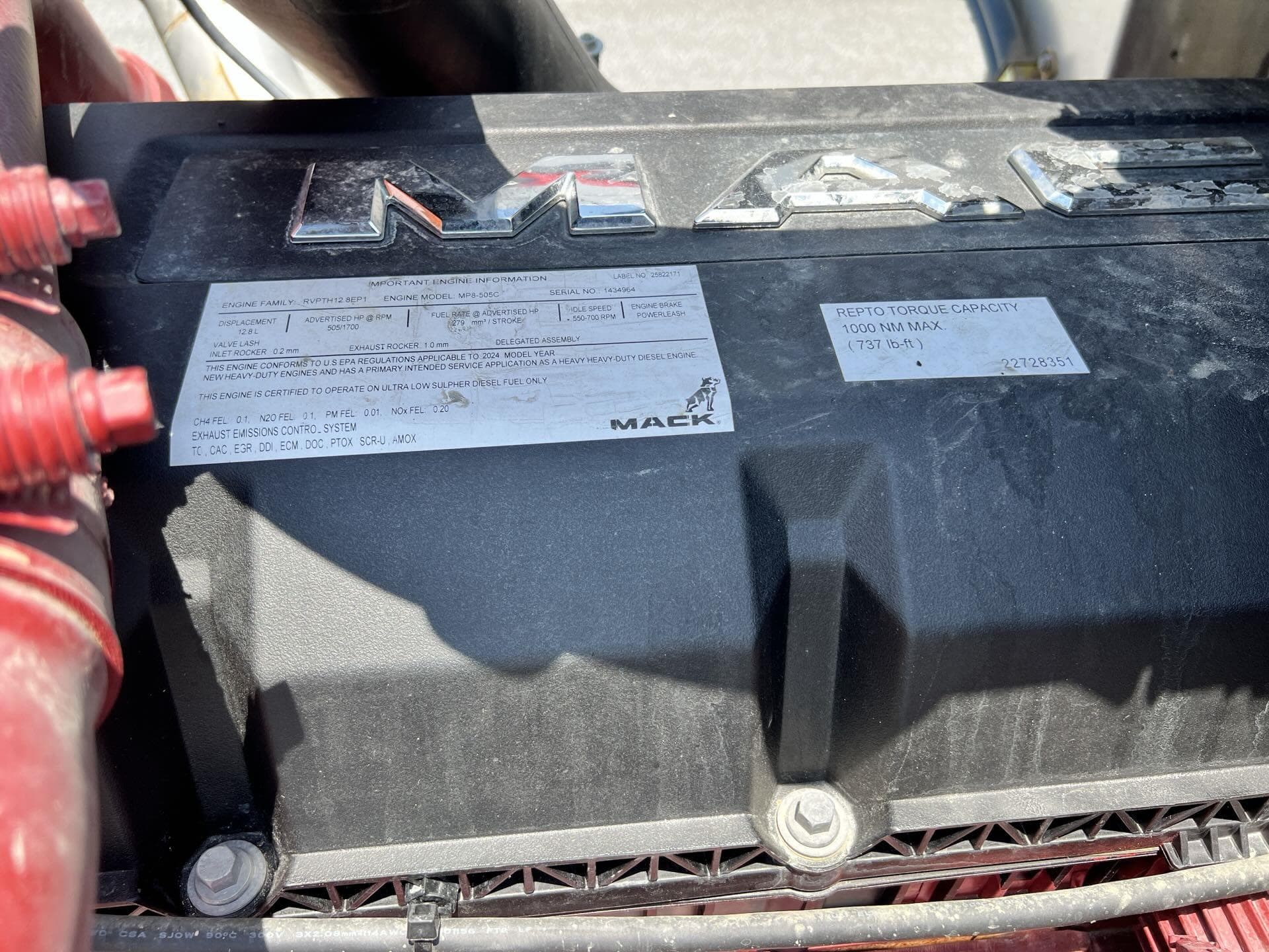 2025 Mack Pinnacle — photo 13