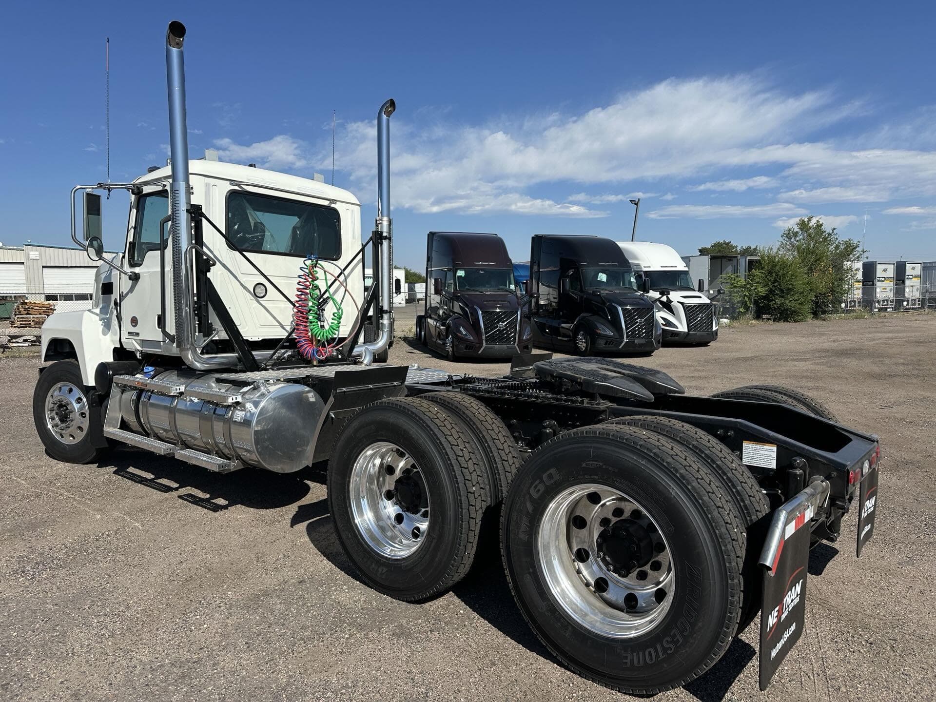 2026 Mack Pinnacle — photo 4