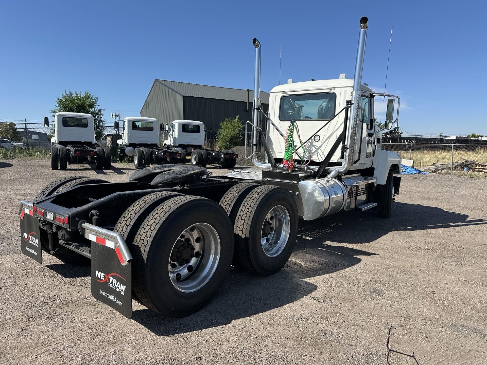 2026 Mack Pinnacle — photo 5