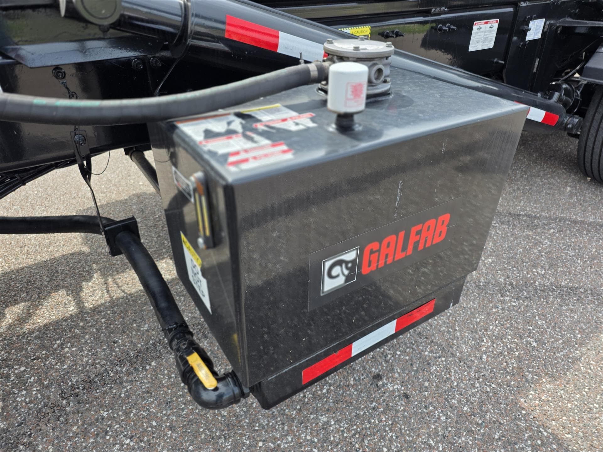 2024 Mack Granite — photo 17