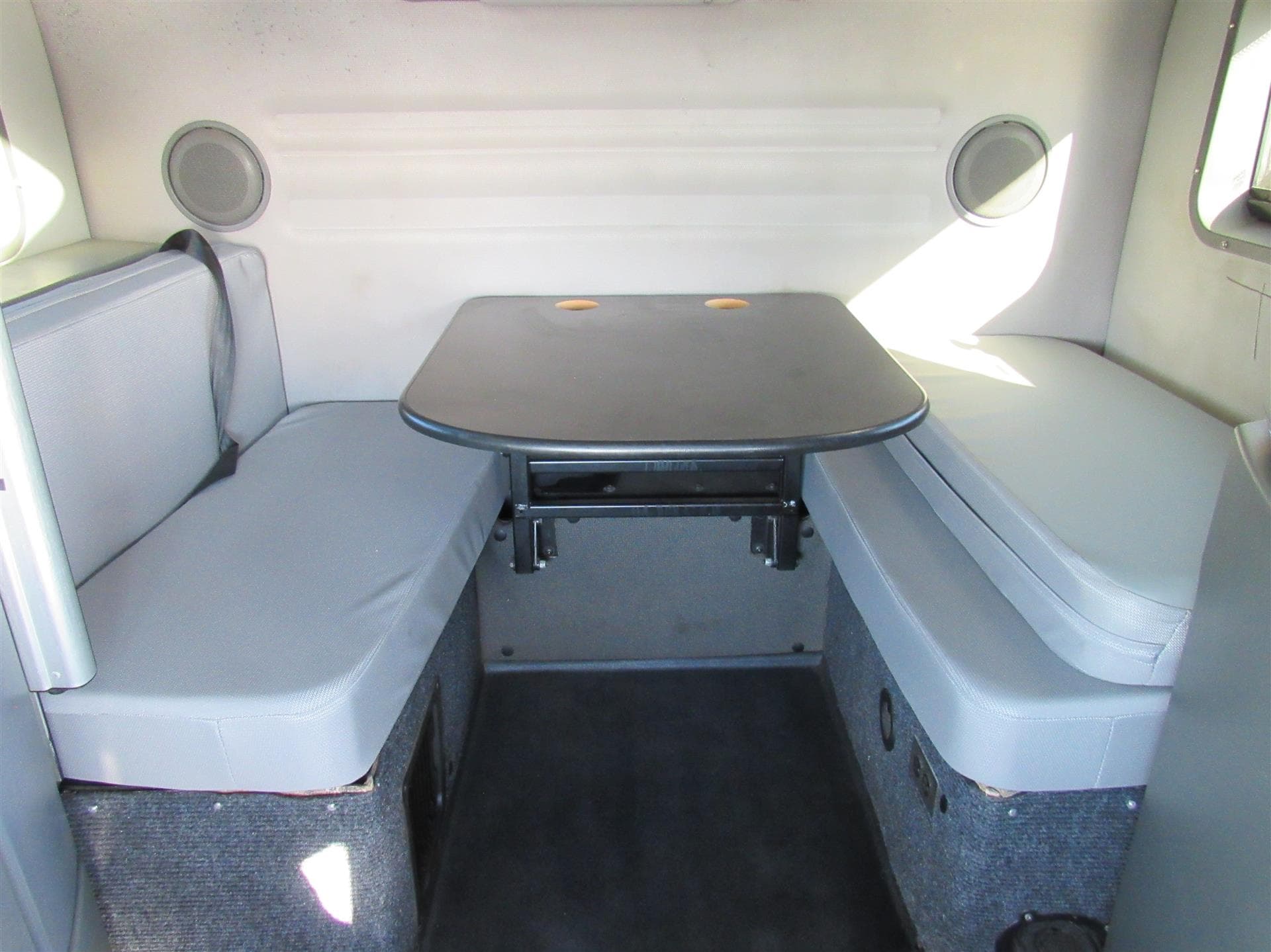 2020 Volvo VNL 860 — photo 17