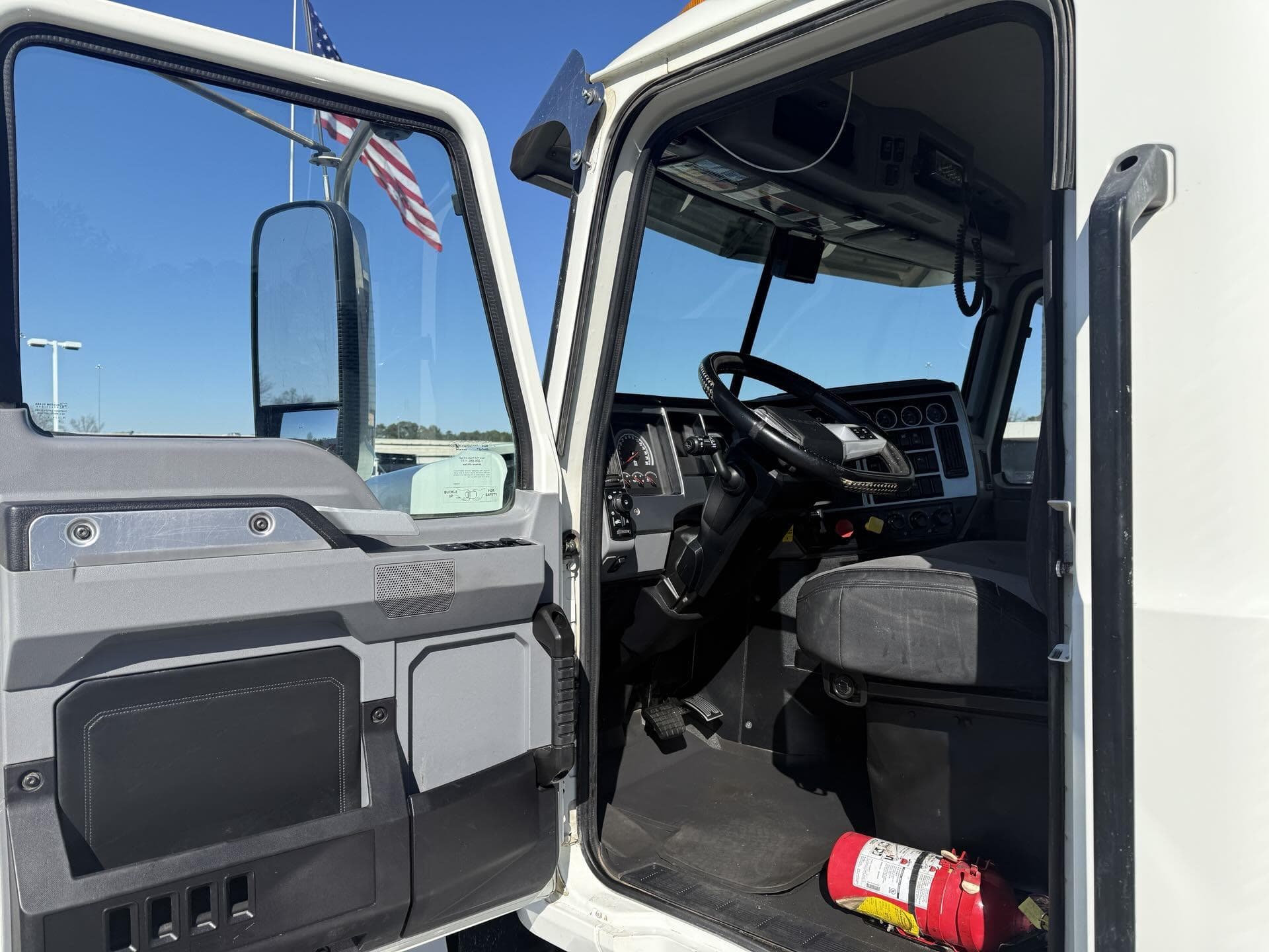 2021 Mack Pinnacle — photo 8