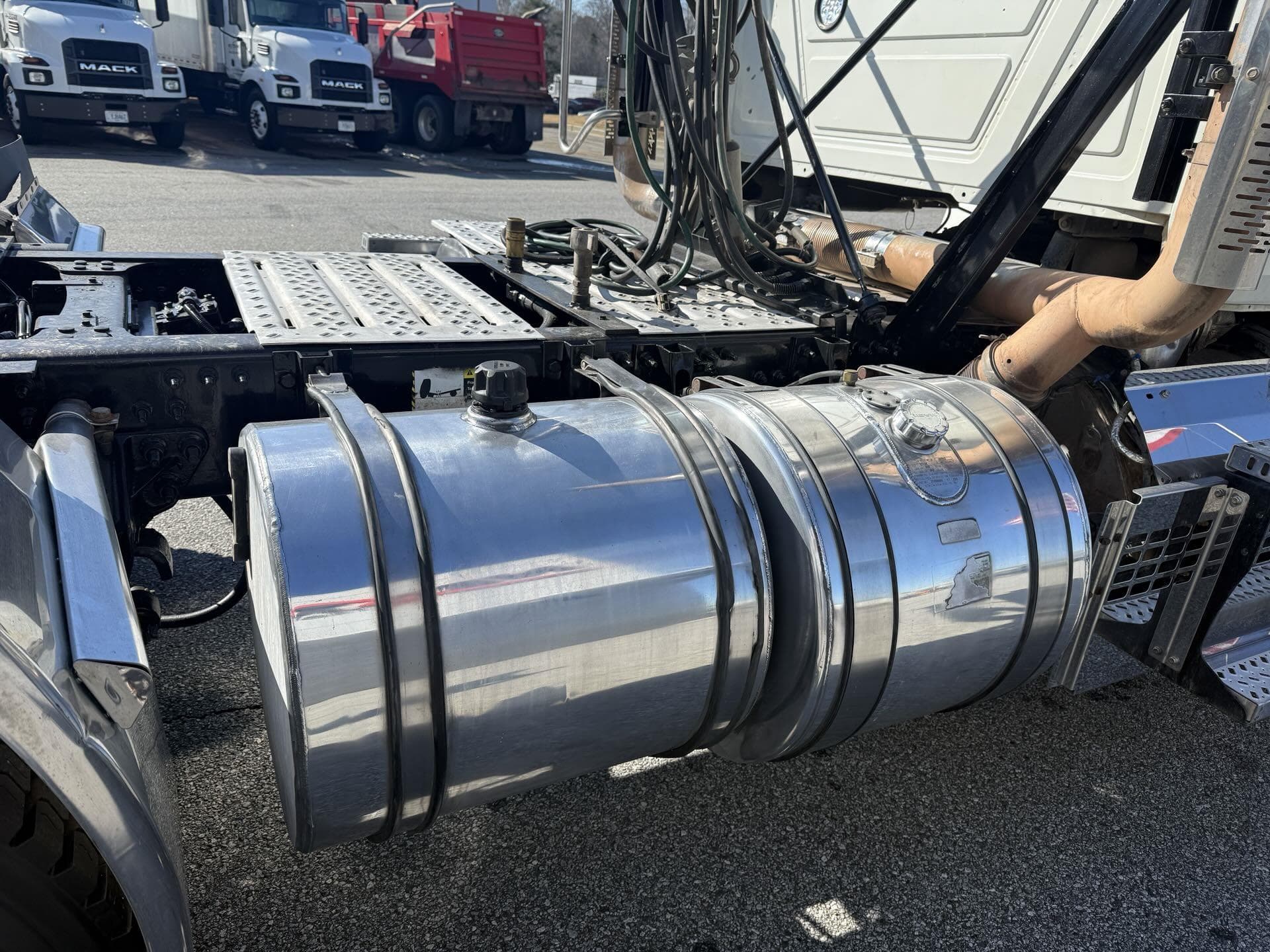 2021 Mack Pinnacle — photo 14