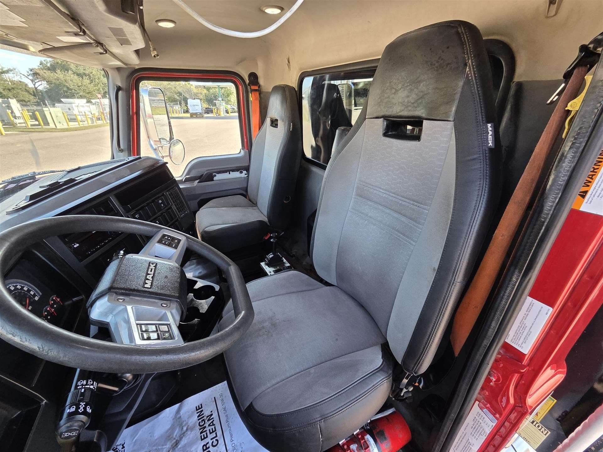 2019 Mack Granite — photo 7