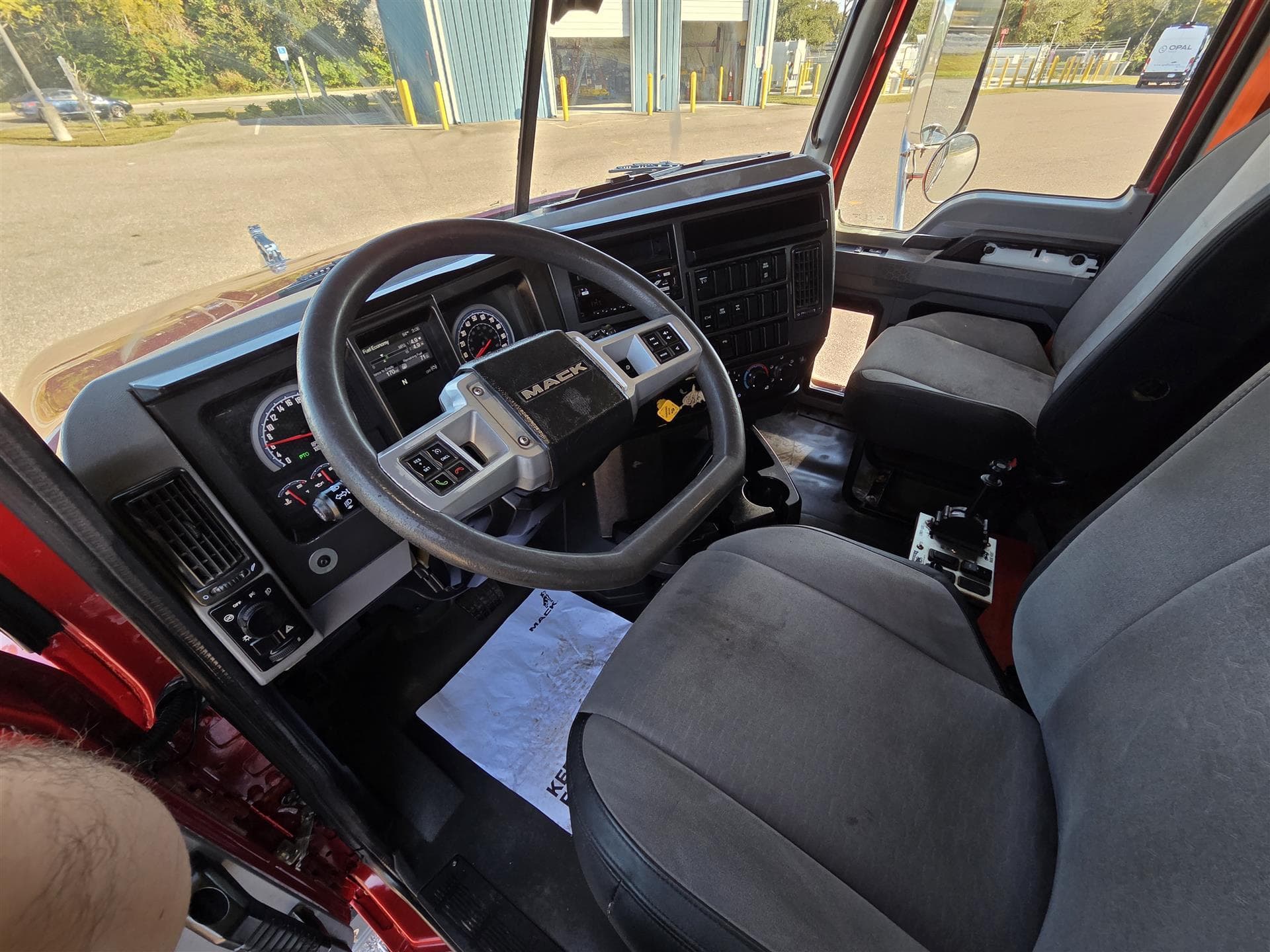 2019 Mack Granite — photo 6