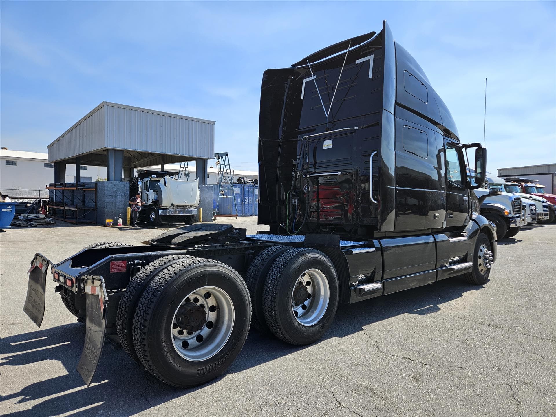 2022 Volvo VNL 760 — photo 5