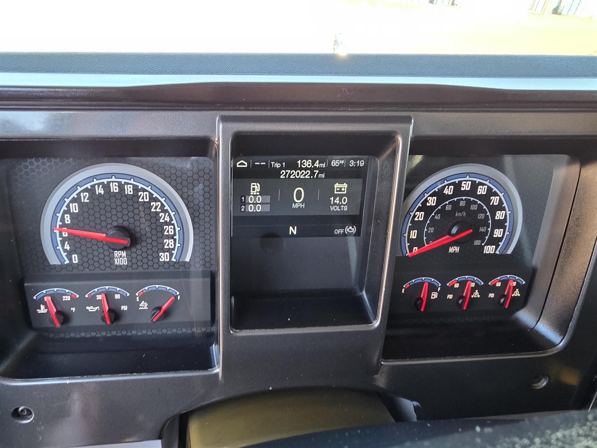 2019 Mack Granite — photo 17