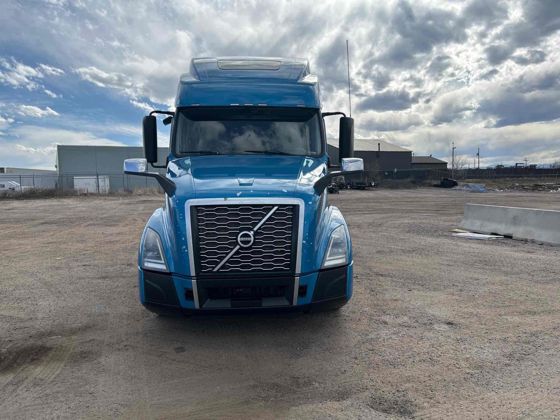 2019 Volvo VNL 860 — photo 6