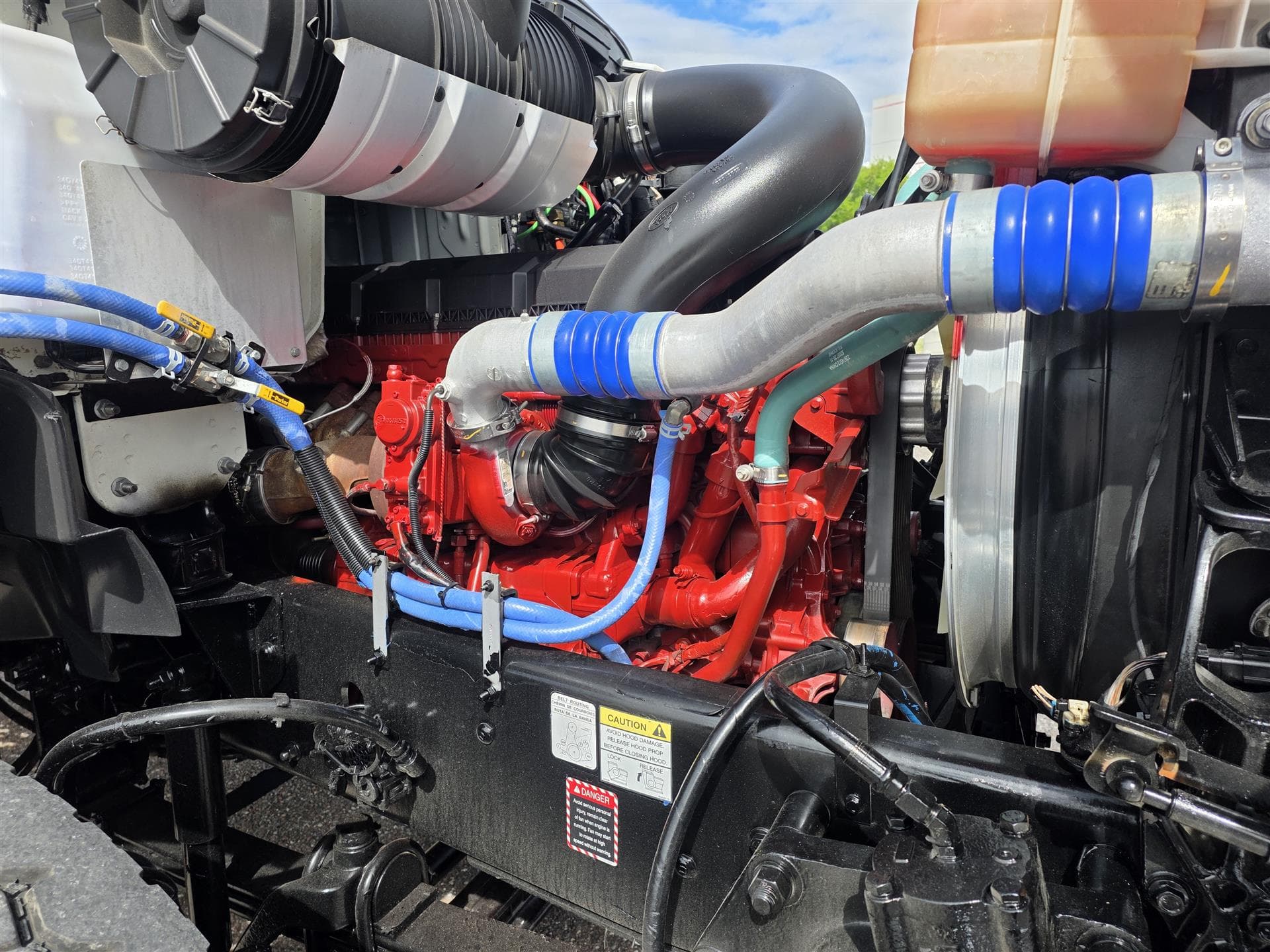 2022 Mack Granite — photo 23