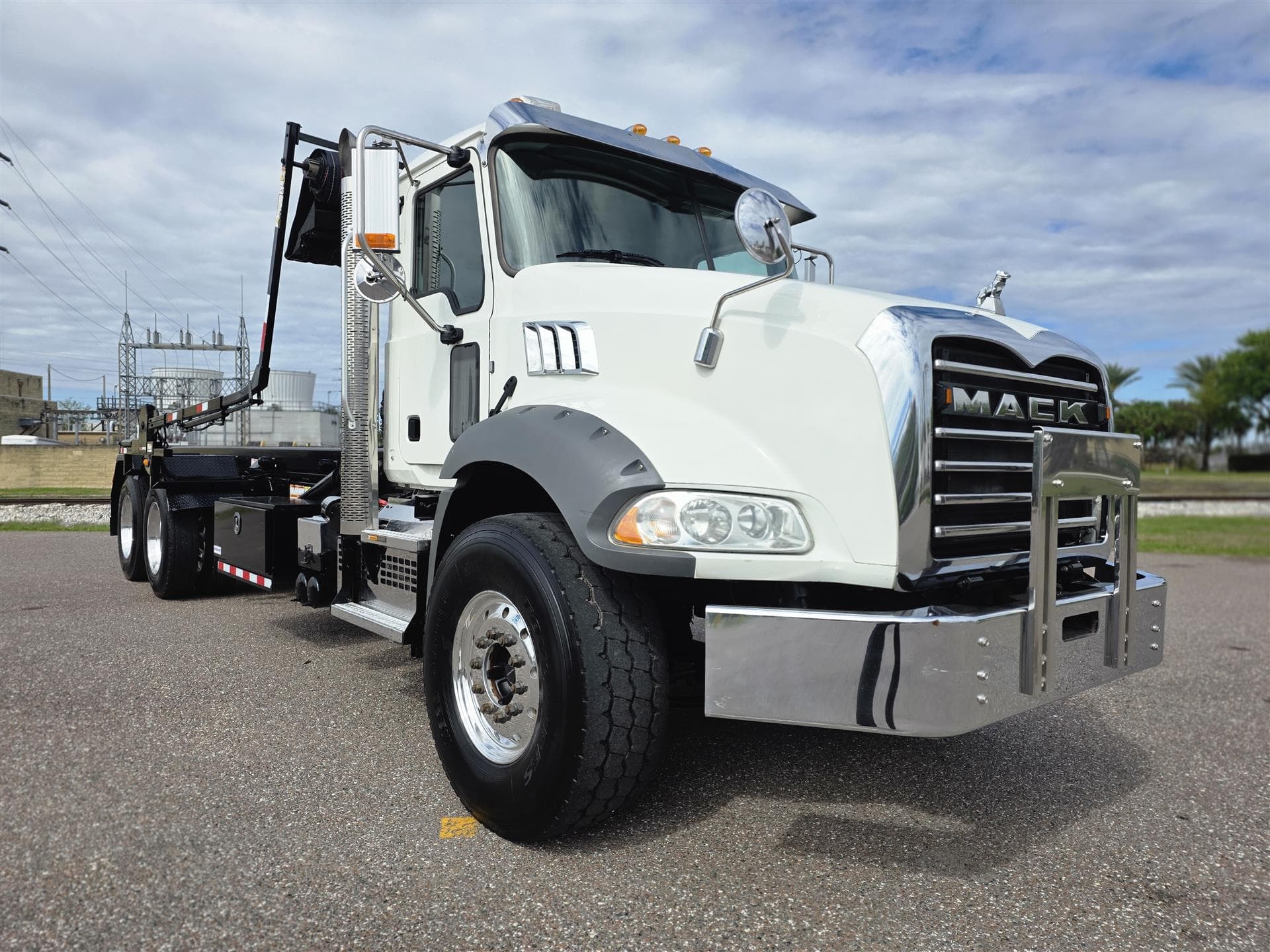 2022 Mack Granite — photo 3