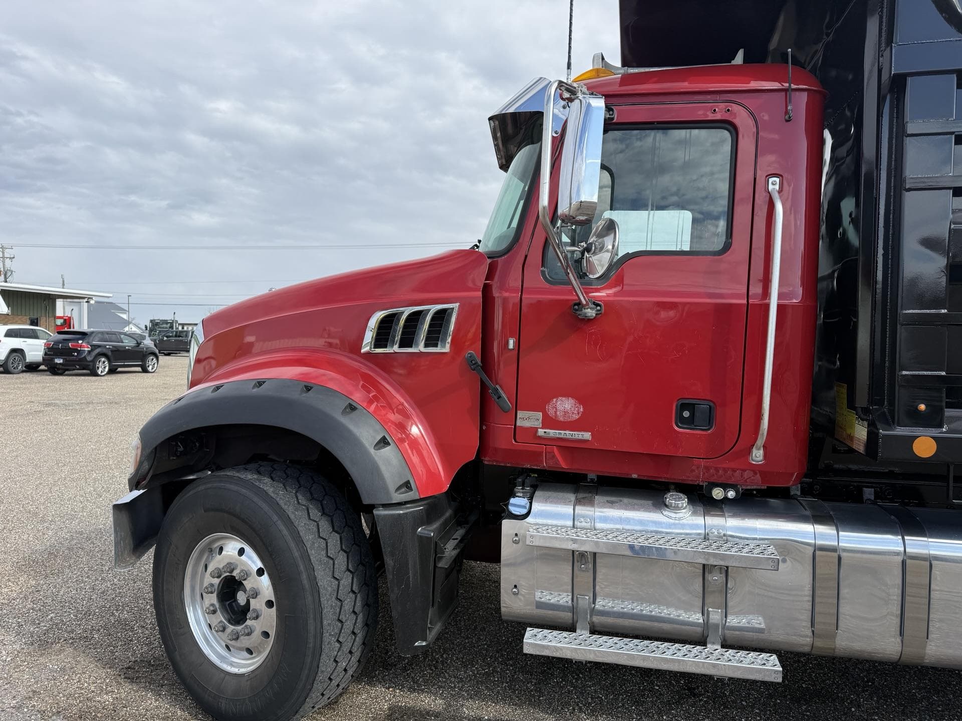 2019 Mack Granite — photo 8