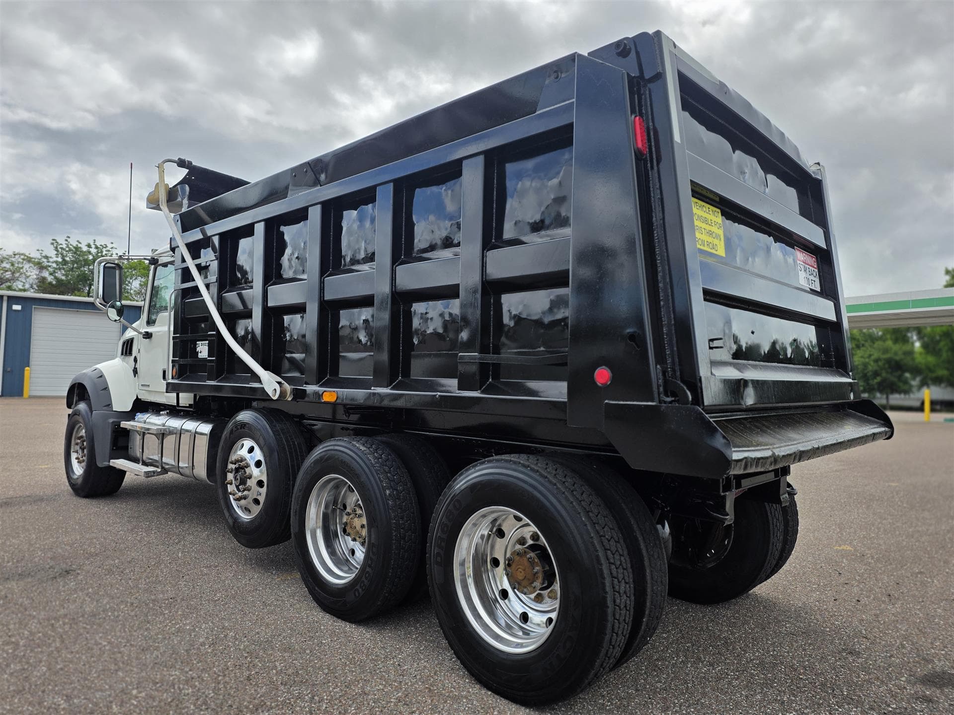 2020 Mack Granite — photo 4