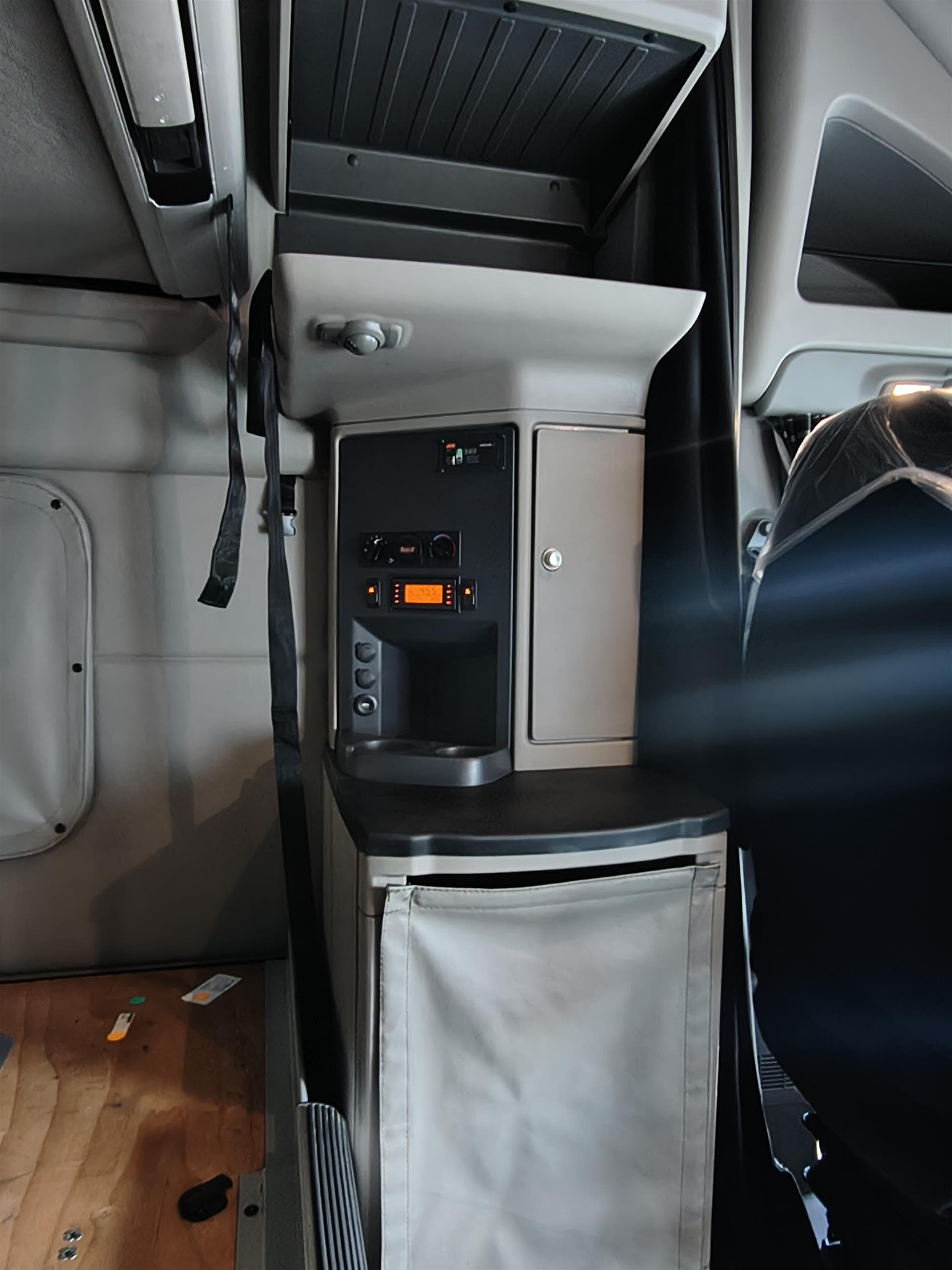 2023 Peterbilt 579 — photo 13