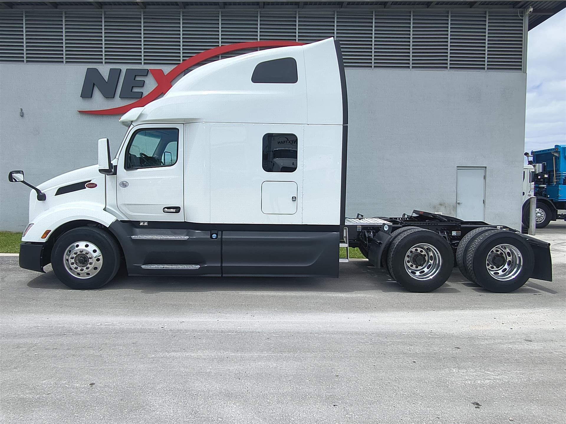 2022 Peterbilt 579 — photo 7