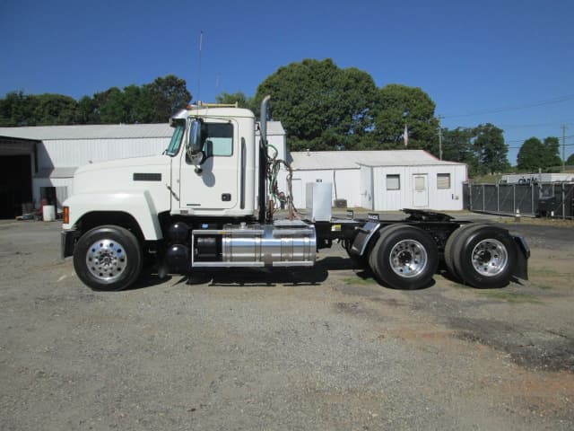 2021 Mack Pinnacle — photo 7