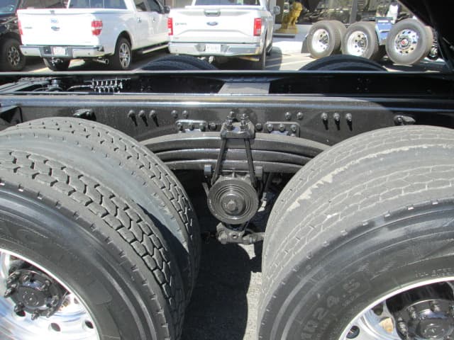 2020 Mack Granite — photo 11