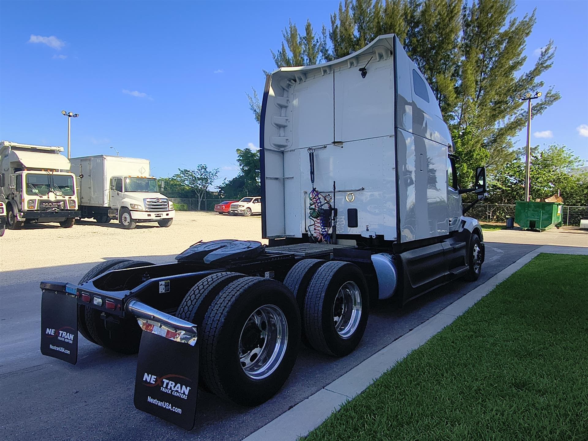 2023 Peterbilt 579 — photo 5
