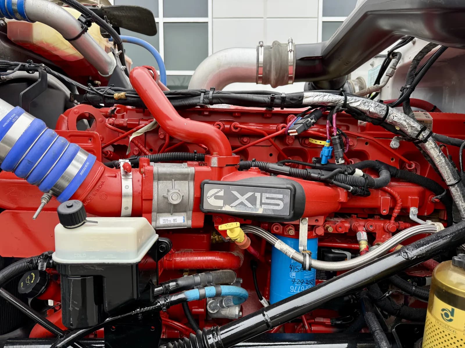 2023 Peterbilt 389 — photo 12