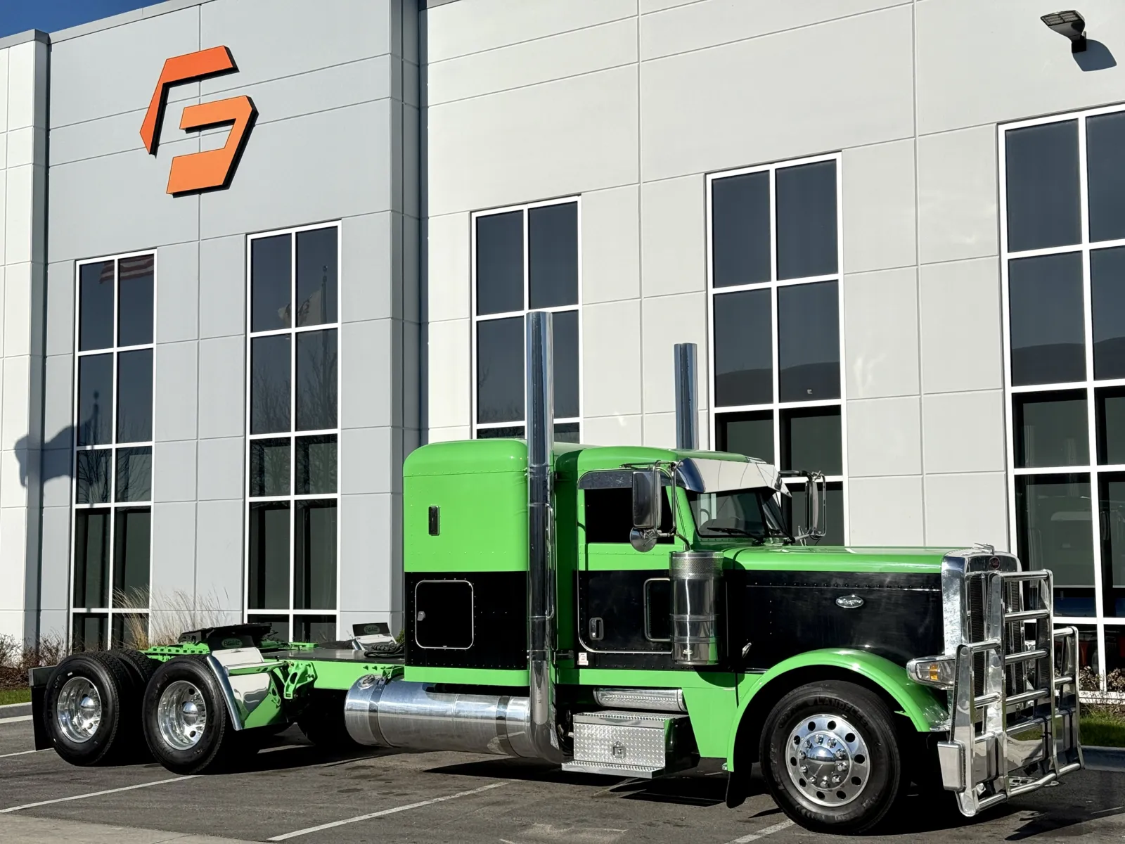 2019 Peterbilt 389 — photo 2